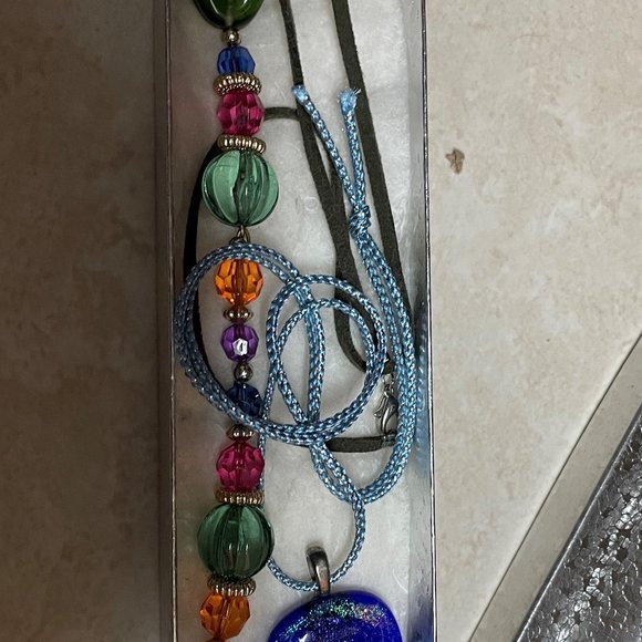 Assorted items. - Picture 10 of 10